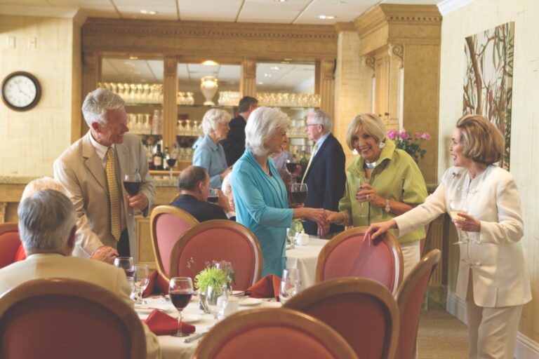 Seniors Dining