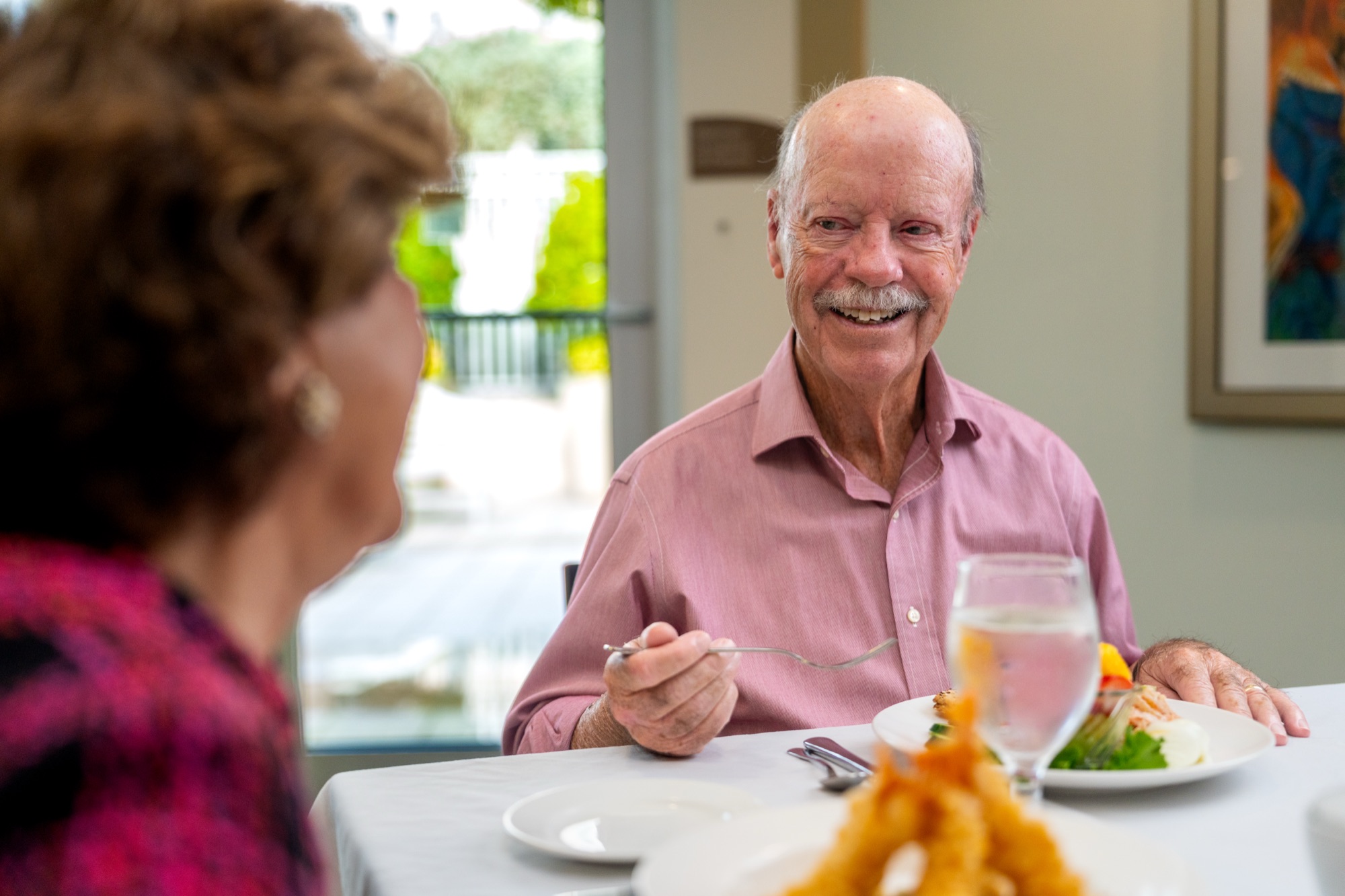 Residents enjoying a meal at The Glenview